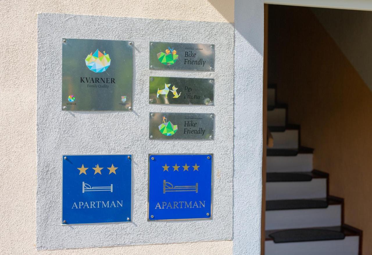 Apartment Apartmani Sabina *