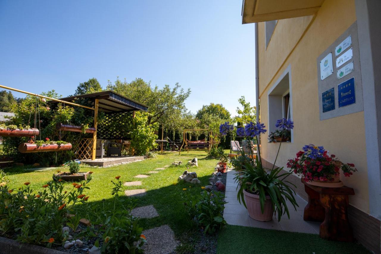 Apartment Apartmani Sabina *